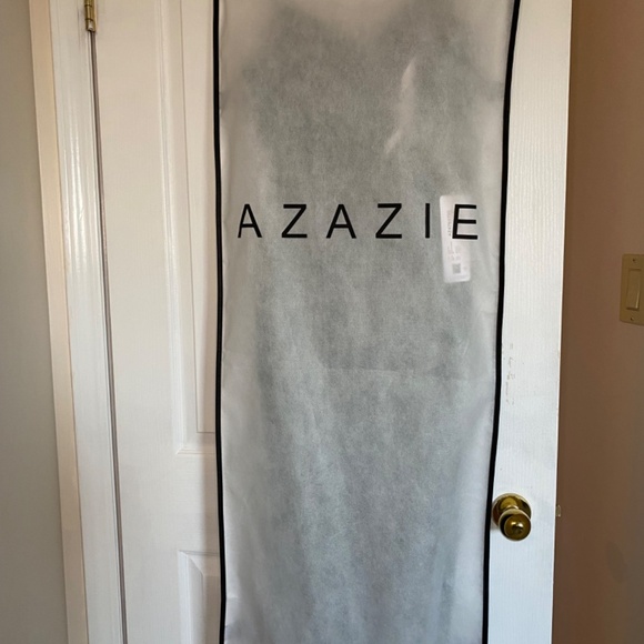 Azazie bridesmaid dress colour ‘ eucalyptus’ - Picture 6 of 6